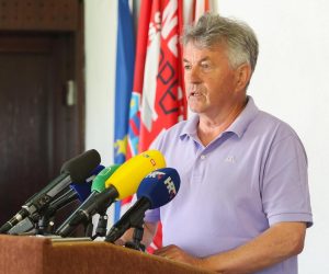 14.05.2020., Radnicki dom, Zagreb - Konferencija za medije Sindikata prometa i veza Hrvatske, udruga sindikata vozaca i prometnih radnika Hrvatske i udruga hrvatskih autobusnih javno linijskih prijevoznika. Stjepan Lisicak.  
Photo: Luka Stanzl/PIXSELL