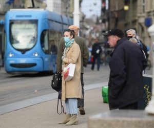 18.03.2021., Zagreb - Kako je porastao broj zarazenih od korone u Hrvatskoj tako se na ulicama povecao broj ljudi koji nose maske. 
Photo: Marko Lukunic/PIXSELL