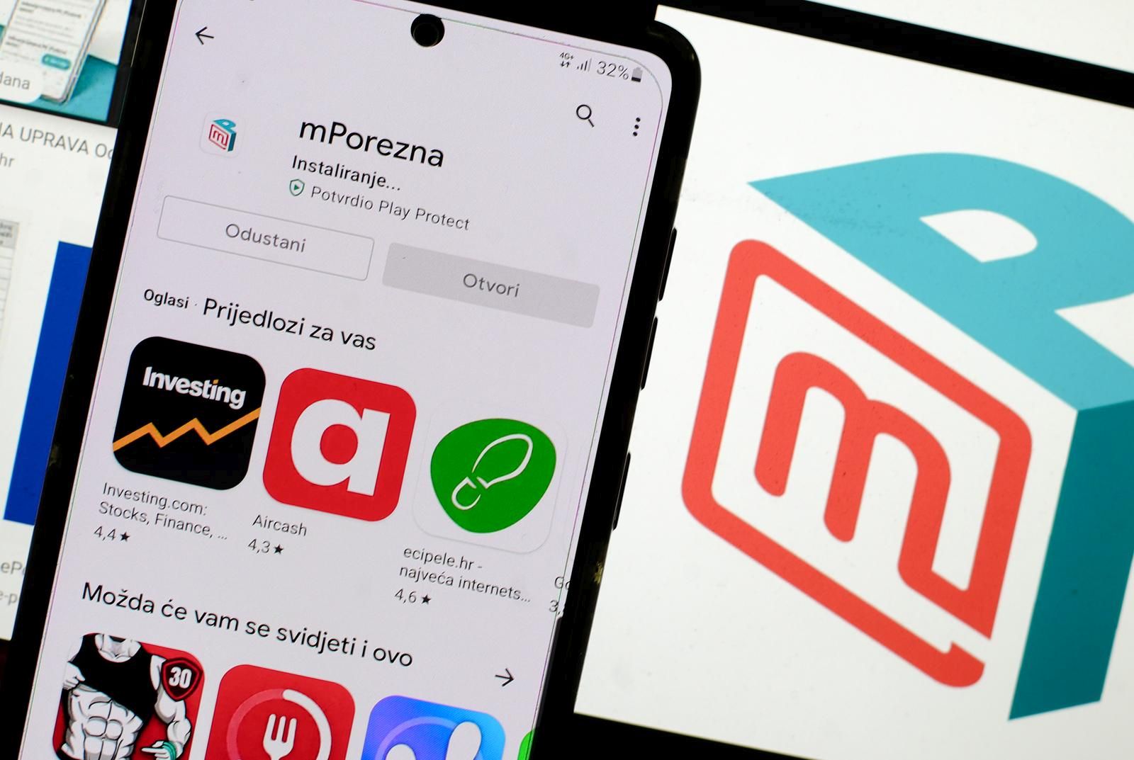 08.10.2021., Zagreb - mPorezna - nova mobilna aplikacija Porezne uprave. Od 30. rujna 2021. na Google Play Store-u dostupna je mobilna aplikacija Porezne uprave mPorezna koja povecava dostupnost elektronickih usluga Porezne uprave poreznim obveznicima te smanjuje troskove ispunjavanja poreznih obveza. Porezni obveznici koji su korisnici mobilnih uredjaja mogu kroz mobilnu aplikaciju ostvariti uvid u svoje podatke, zaprimljene poruke i porezne akte, mogu podnositi zahtjeve, dobiti vazne informacije o svojim poreznim obvezama i poslati upit Poreznoj upravi koji se tice sustava ePorezna i mPorezna.