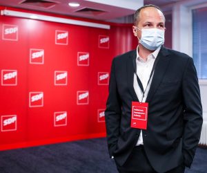 16.05.2021., Zagreb - Izborni stozer SDP-ovog kandidata za gradonacelnika Zagreba Joska Klisovica u sredisnjici SDP-a na Trgu Drage Iblera 9. Sinisa Hajdas Doncic Photo: Luka Stanzl/PIXSELL
