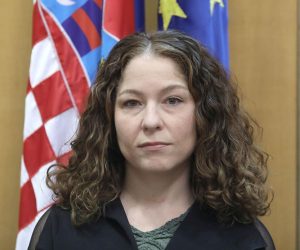 25.03.2021., Zagreb - Sabor je 6. sjednicu nastavio  raspravom o Godisnjem izvjescu o provedbi Strategije i Zakona o odnosima Republike Hrvatske s Hrvatima izvan Republike Hrvatske za 2019. godinu. Na pocetku sjednice prisegnula je Tena Simonovic Einwalter nova pucka pravobraniteljica.
Photo: Patrik Macek/PIXSELL