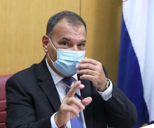 14.10.2021., Zagreb - Sabor 8. sjednicu nastavlja raspravom o Izvjescu Vlade o ucincima provedbe mjera iz Zakona o zastiti pucanstva od zaraznih bolesti tijekom epidemije bolesti COVID-19.
Photo: Patrik Macek/PIXSELL