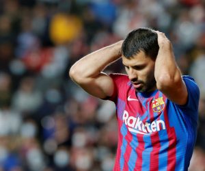 epa09558244 (FILE) - Barcelona's Argentinian striker Sergio 'Kun' Aguero reacts during the Spanish LaLiga soccer match between Rayo Vallecano and FC Barcelona at Estadio de Vallecas stadium in Madrid, Spain, 27 October 2021 (re-issued on 01 November 2021). Barcelona announced on 01 November 2021 that 'Aguero has undergone a diagnostic and therapeutic procedure and during the next three months the effectiveness of the treatment will be evaluated to determine his recovery process'.  EPA/Javier Lizon