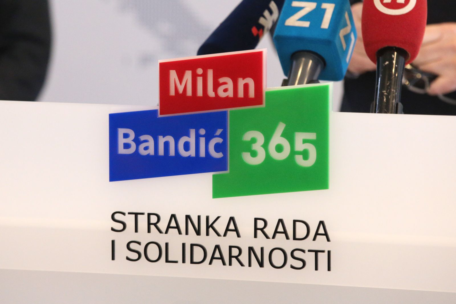 Zagreb, 03.11.2021. - "8,2 mld duga Grada Zagreba - kako Tomaeviæ èita financijska izvjeæa", tema je konferencije za novinare zagrebaèke organizacije Stranke rada i solidarnosti. Govorio je potpredsjednik stranke Slavko Kojiæ. foto HINA /Zvonimir KUHTIÆ/ kuzo