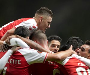 epa09564842 Sporting de Braga players celebrate after scoring a goal against Ludogorets during their UEFA Europe League Group F soccer match held at Municipal Stadium in Braga, Portugal, 04 November 2021.  EPA/HUGO DELGADO