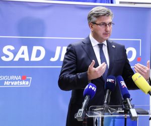 Zagreb, 08.11.2021. - Zajednička sjednica Predsjedništva i Nacionalnog vijeća HDZ-a. Na fotografiji Andrej Plenković.
foto HINA/ Admir BULJUBAŠIĆ/ abu