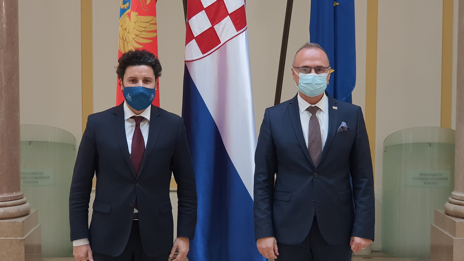 Zagreb, 08.11.2021. – Ministar vanjskih i europskih poslova Gordan Grlić Radman u ponedjeljak je u Zagrebu s crnogorskim potpredsjednikom vlade Dritanom Abazovićem razgovarao o produbljivanju odnosa dviju zemalja.
foto HINA/ MVEP/ ml