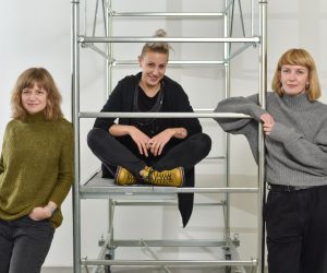 19.11.2021., Zagreb, Davorka Begovic, Ena Hodzic i Tereza Teklic, kustosice izlozbe Device art u MSU.

Photo Sasa ZinajaNFoto