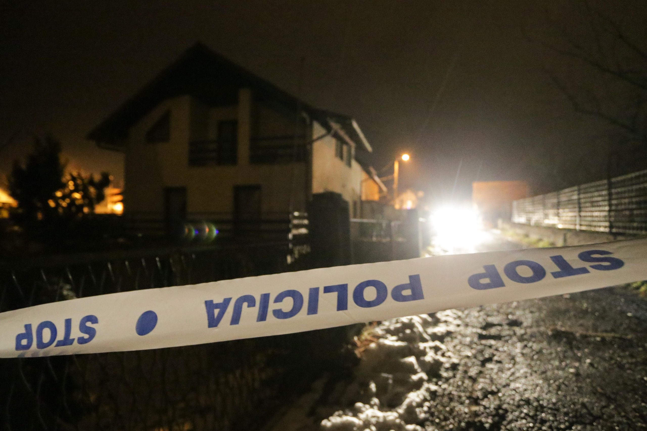 04.01.2017., Vrhovcak, Samobor - U popodnevnim satima muskarac se sukobio sa susjedima i nakon toga upotrijebio vatreno oruzje i eksploziv. 
Photo: Davor Puklavec/PIXSELL