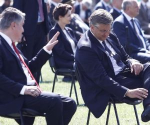 05.08.2021., Knin - Svecani program i dolazak drzavnih duznosnika povodom Dana pobjede i domovinske zahvalnosti te Dana hrvatskih branitelja na stadionu NK Dinara. Zoran Milanovic, Andrej Plenkovic. Photo: Milan Sabic/PIXSELL