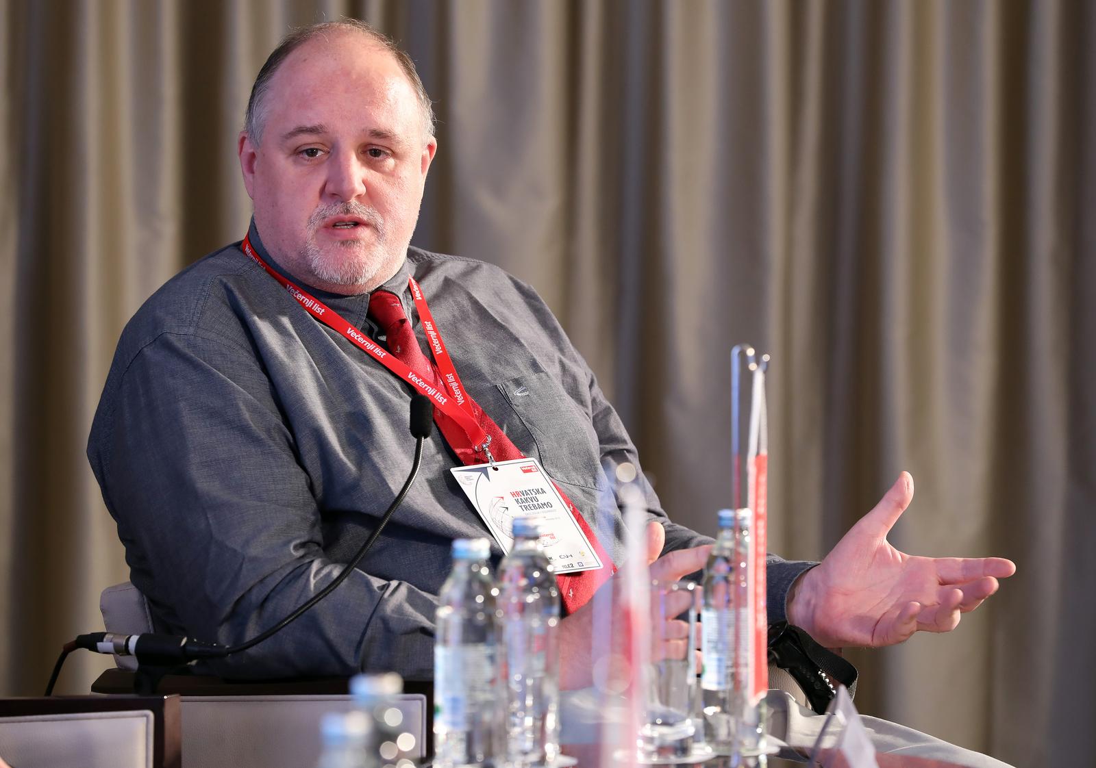 05.10.2018., Zagreb - U hotelu Aristos odrzana je konferencija "Hrvatska kakvu trebamo - Ekologija i sigurnost". Panel diskusija Ekologija i nacionalna sigurnost. Igor Tabak Photo: Jurica Galoic/PIXSELL