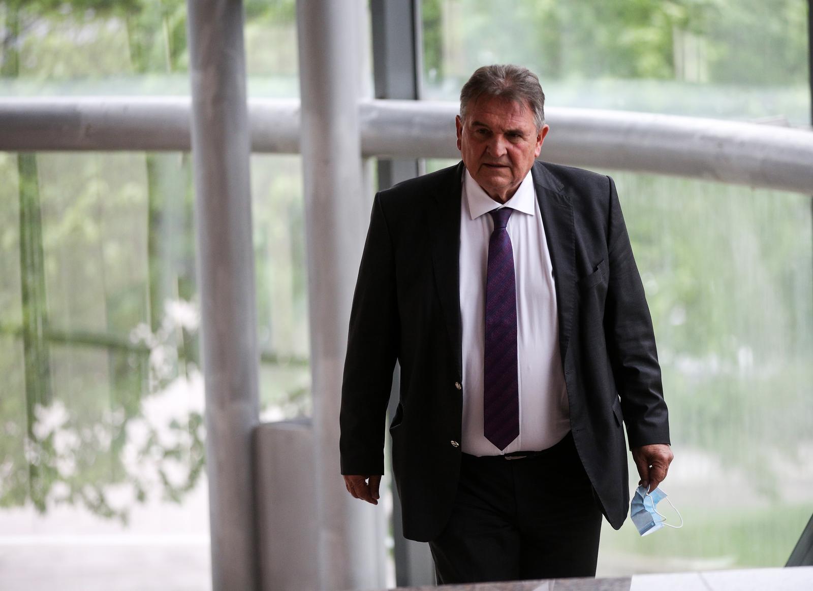 06.05.2021., Zagreb - Radmir Cacic dolazi na sastanak sastanak vladajuce vecine u Nacionalnu i sveucilisnu knjiznicu. Photo: Zeljko Hladika/PIXSELL