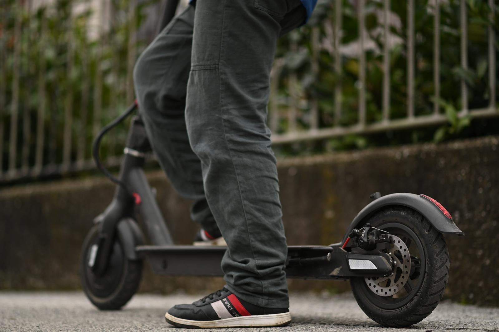 07.02.2021., Zagreb - Elektricni romobil je prijevozno sredstvo kojeg vole djeca i odrasli . Photo: Igor Soban/PIXSELL