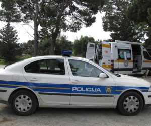 16.04.2010.Split - Pripadnici policije,gorske sluzbe i vojne policije od jutra pretrazuju park sumu Marjan u potrazi za nestalim 33-godisnjim muskarcem.
Photo: Ivo Cagalj/PIXSELL