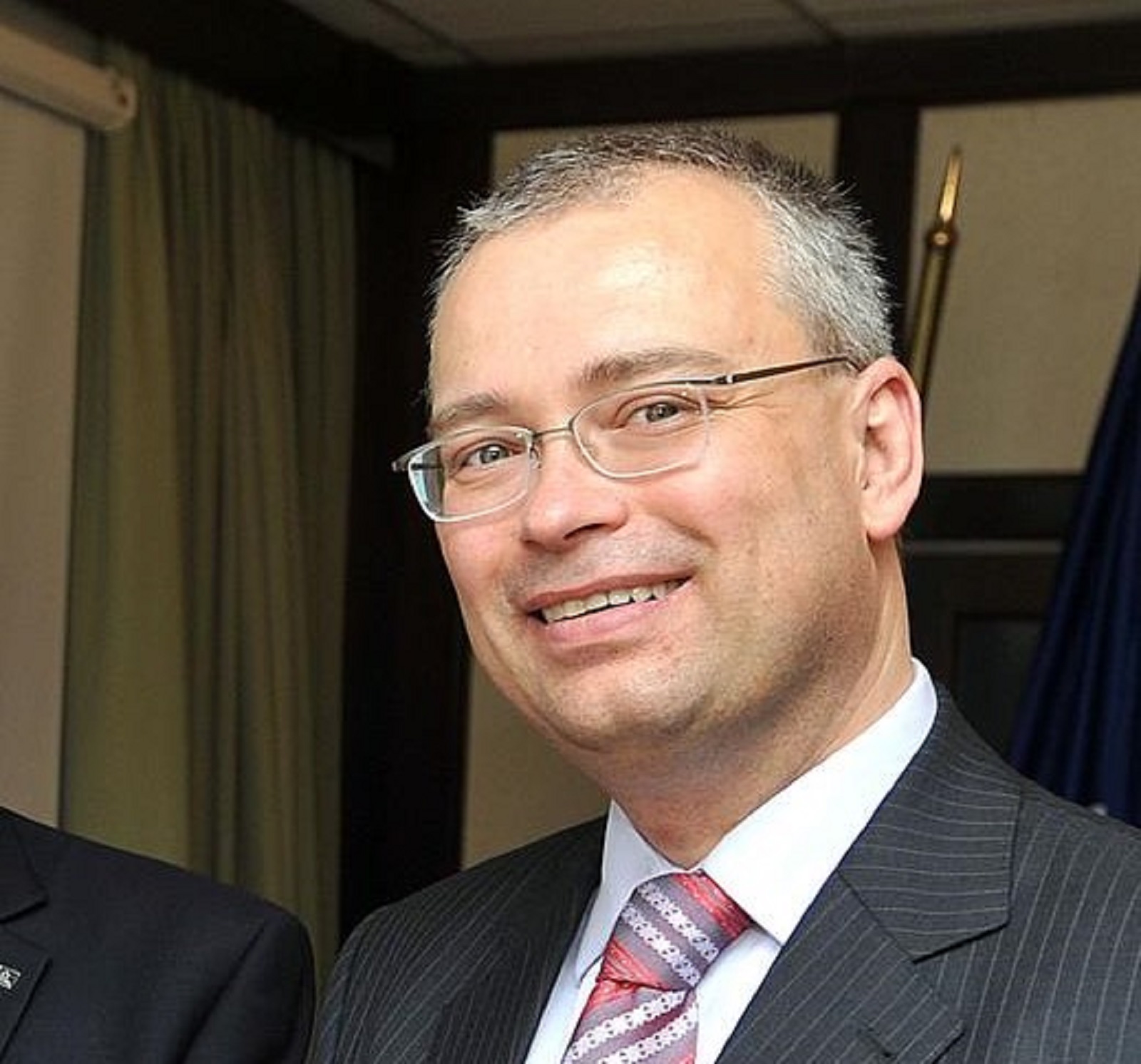 28.04.2010., Zagreb - Zracna luka Zagreb, Aerodrom Pleso. Spanjolska aviokompanija Spanair uspostavila je redovnu direktnu liniju Zagreb - Barcelona i obrnuto. 
Tonci Peovic, glavni direktor Zracne luke Zagreb, Silvia Palacious Ucelay,  zamjenica Spanjolskog ambasadora u RH, Javier Ortega Figuerial, predstavnik Spanaira i Neven Pelicaric, veleposlanik RH u Spanjolskoj. 
Photo: Goran Stanzl/PIXSELL