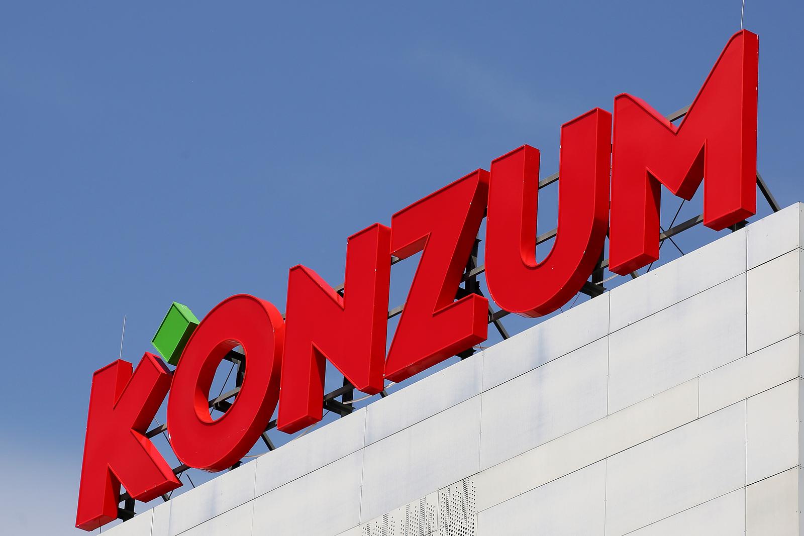 12.05.2017., Vukovar - Konzum d.d. je najveci hrvatski maloprodajni trgovacki lanac s udjelom od oko 30% na hrvatskom trzistu. U vecinskom je vlasnistvu tvrtke Agrokor u vlasnistvu obitelji Todoric. Photo:Marko Mrkonjic/PIXSELL