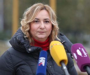 13.11.2020., Zagreb - Pregovori izmedju pregovarackog odbora Vlade RH i predstavnika sindikata o sklapanju dodataka Kolektivnim ugovorima s predstavnicima javnih i drzavnih sluzbi.  predsjednica Sindikata hrvatskih ucitelja Sanja Sprem Photo: Marko Prpic/PIXSELL