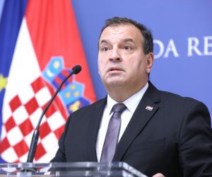 23.11.2021., Zagreb - Prije sjednice Uzeg kabineta Vlade izjavu za medije dao je Vili Beros