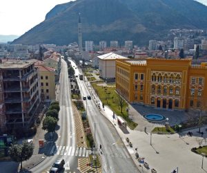 23.02.2020.,  Mostar  - Grad s najvise rusevina u BiH. Neslavnu titulu iz zadnjeg rata ponio je grad Mostar koji u samo uzoj gradskoj jezgri ima preko 20 objekata koji su poruseni i predstavljaju opasnost za gradjane i turiste te narusavaju izgled grada. 

Photo: Denis Kapetanovic/PIXSELL