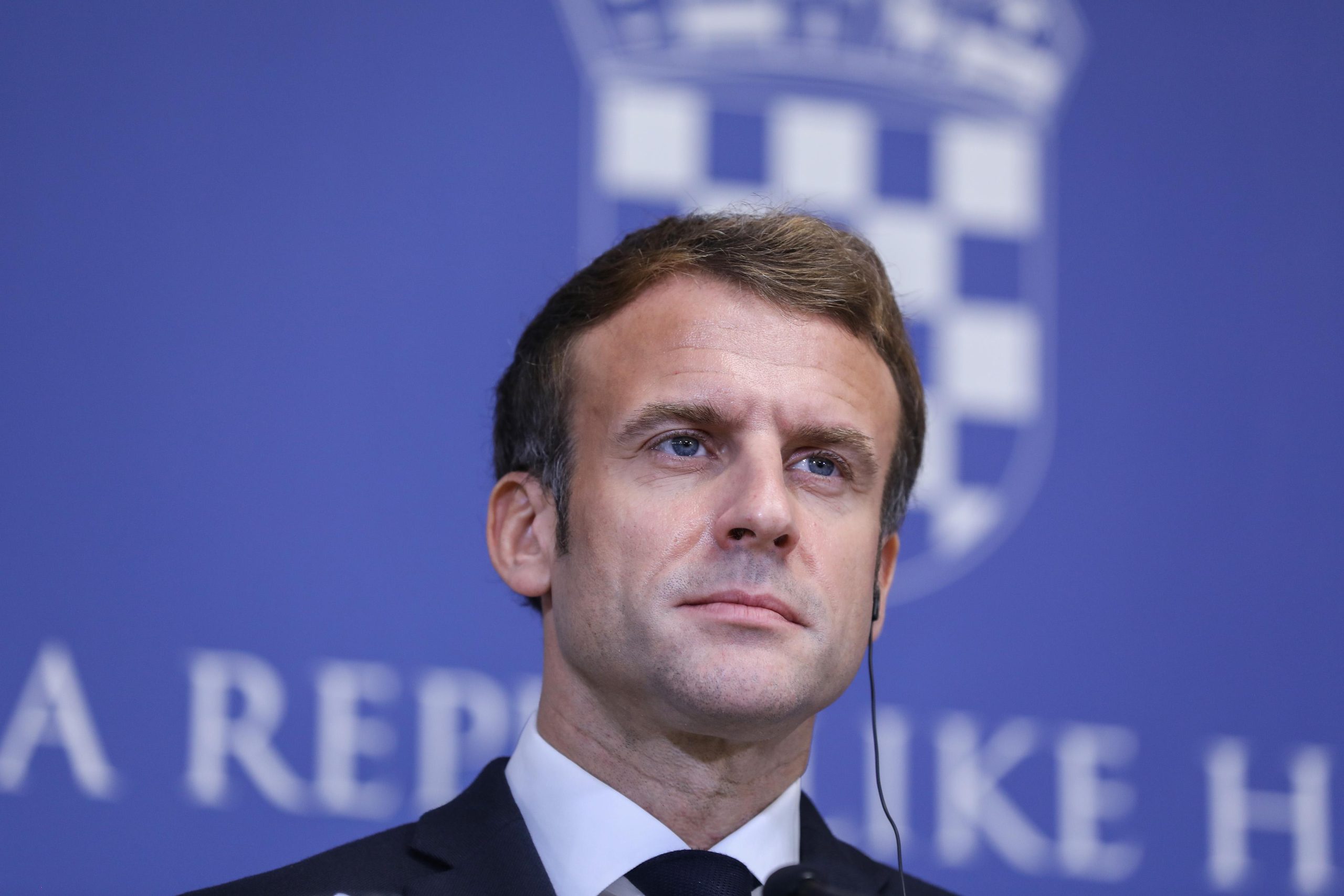 25.11.2021., Zagreb - Predsjednik Francuske Emmanuel Macron daje izjavu medijima nakon sluzbenog sastanka s predsjednik Vlade RH Andrejom Plenkovicem u Banskim dvorima. Predsjednik Macron prvi je francuski predsjednik koji dolazi u sluzbeni posjet Hrvatskoj. Photo: Patrik Macek/PIXSELL