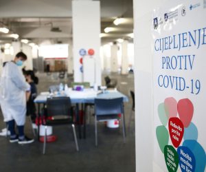 28.10.2021., Zagreb -  Organizirano cijepljenje protiv COVID-a cjepivima Comirnaty (Pfizer), Janssen (Johnson & Johnson) i Moderna na Zagrebackom Velesajmu.
Photo: Matija Habljak/PIXSELL