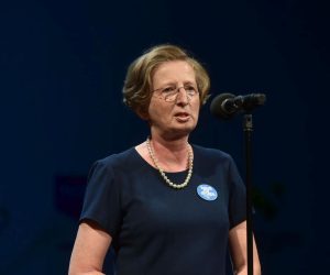 29.6.2021.,Zagreb - Predstavnici Nacionalnog stozera civilne zastite i ministar znanosti i obrazovanja Radovan Fuchs sudjelovali su na svecanosti dodjele priznanja i zahvalnica na Drzavnoj smotri ucenickih radova u Pilot-projektu "Biosigurnost i biozastita" u osnovnim i srednjim skolama u RH.
photo: Davorin Visnjic/PIXSELL