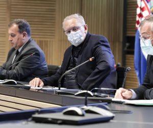 29.10.2021., Zagreb - Nacionalni stozer civilne zastite odrzao je konferenciju za medije u Nacionalnoj i sveucilisnoj knjiznici. ministar unutarnjih poslova Davor Bozinovic