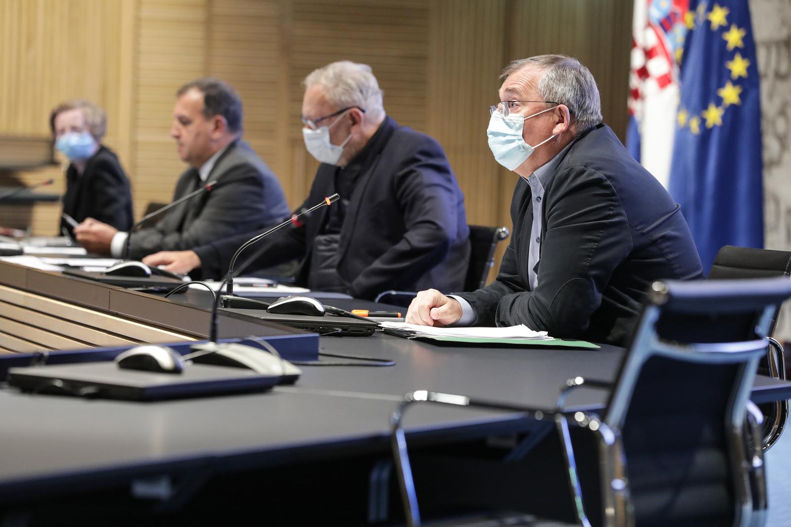29.10.2021., Zagreb - Nacionalni stozer civilne zastite odrzao je konferenciju za medije u Nacionalnoj i sveucilisnoj knjiznici. ravnatelj Hrvatskog zavoda za javno zdravstvo (HZJZ) Krunoslav Capak