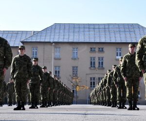 29.10.2021., Pozega -  U vojarni 123. brigade Hrvatske vojske u Pozegi odrzana je svecanost polaganja prisege 32. narastaja rocnih vojnika na dragovoljnom vojnom osposobljavanju.