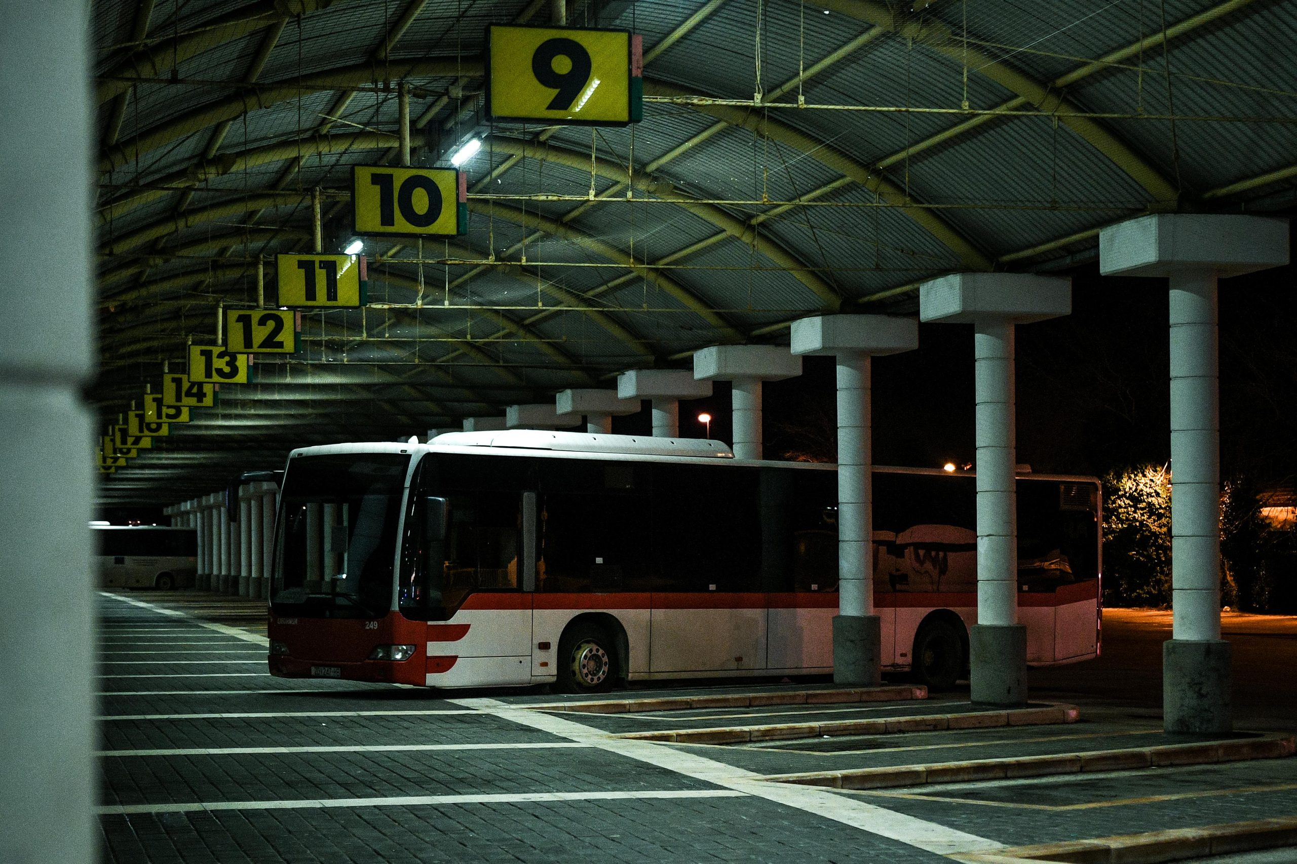 31.01.2021., Zadar - Noc na Autobusnom kolodvoru Zadar. 
Photo: Zoe Sarlija/PIXSELL