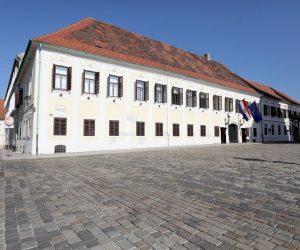30.07.2021., Zagreb - Nakon jucer odradjene sjednice Vlade utihnuli su Banski dvori. Ljetna stanka za ministre traje do 19. kolovoza za kada je zakazana iduca sjednica, a do tada “kucu cuva” potpredsjednik Medved. 
Photo: Patrik Macek/PIXSELL