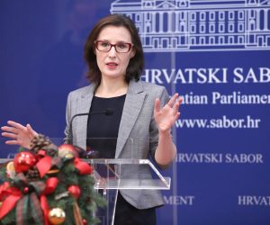 29.11.2021., Zagreb - Na konferenciji za medije odrzanoj u Saboru zastupnica Centra Dalija Oreskovic govorila je o temi "Paraliza institucija iz sustava borbe protiv korupcije".