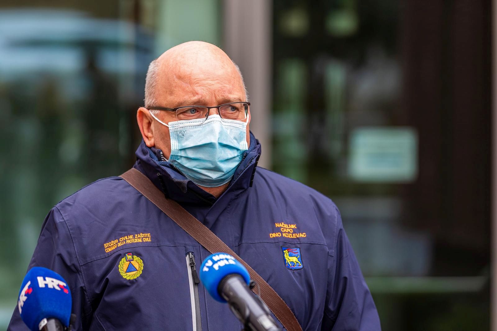 16.02.2021., Pula - 
Odrzana je 28. sjednica Stozera civilne zastite Istarske zupanije. Nakon sjednice Nacelnik Stozera civilne zastite Istarske zupanije Dino Kozlevac dao je izjavu za medije.
Photo: Srecko Niketic/PIXSELL