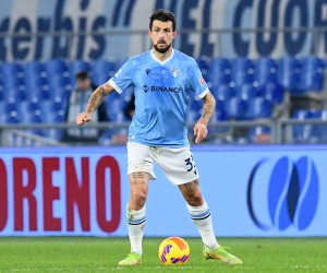 Soccer, serie a match , SS Lazio v Genoa Francesco Acerbi of SS Lazio during the Serie A match between SS Lazio v Genoa at Olimpico stadium in Rome, Italy, December 17th, 2021. Imago-Images/Emmefoto Copyright: xImago-Images/Emmefotox