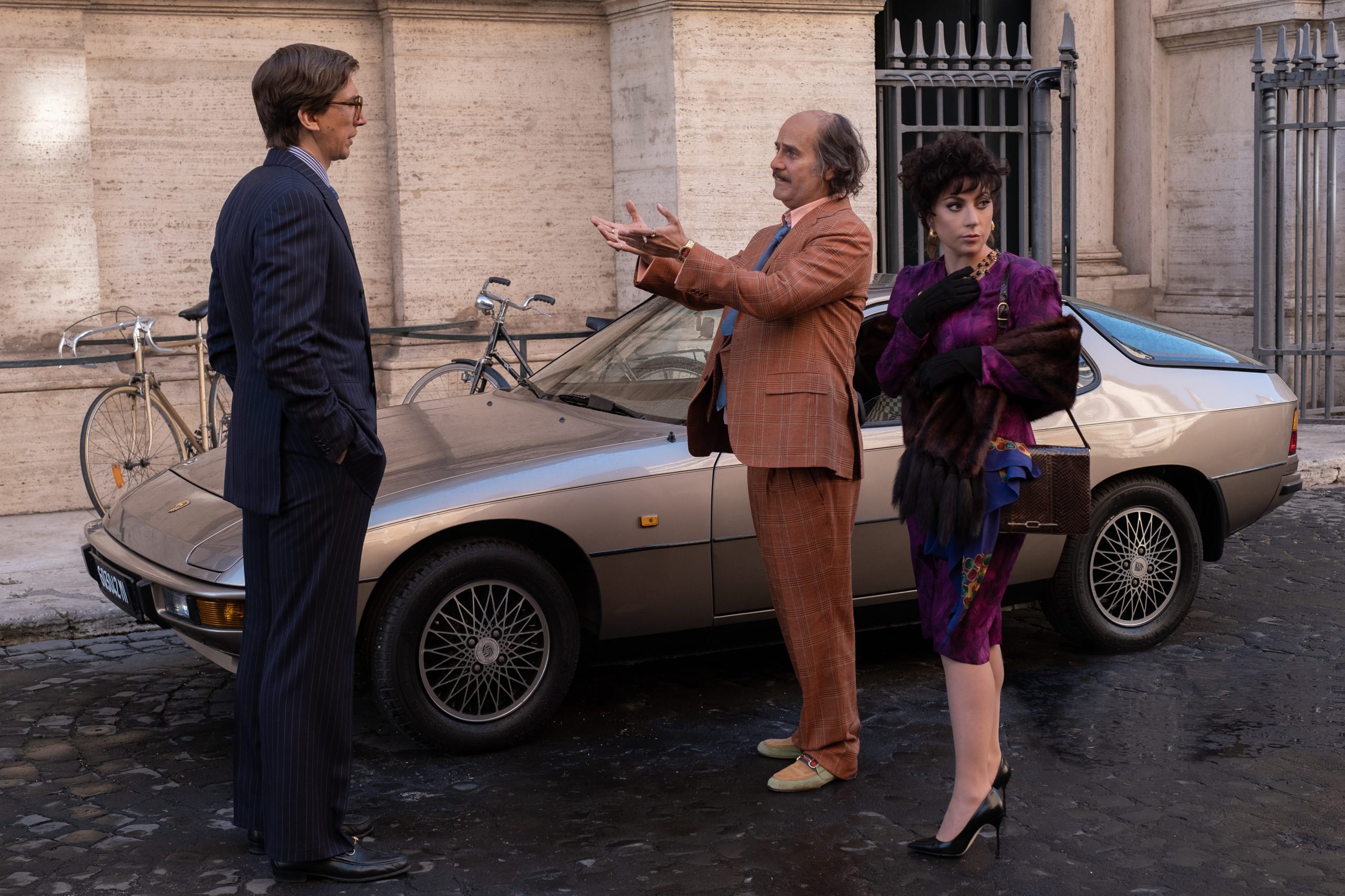 G_05204_RC

(l-r) Adam Driver stars as Maurizio Gucci, Jared Leto as Paolo Gucci

 and Lady Gaga as Patrizia Reggiani in Ridley Scott’s

HOUSE OF GUCCI

A Metro Goldwyn Mayer Pictures film

Photo credit: Fabio Lovino

© 2021 Metro-Goldwyn-Mayer Pictures Inc. All Rights Reserved.