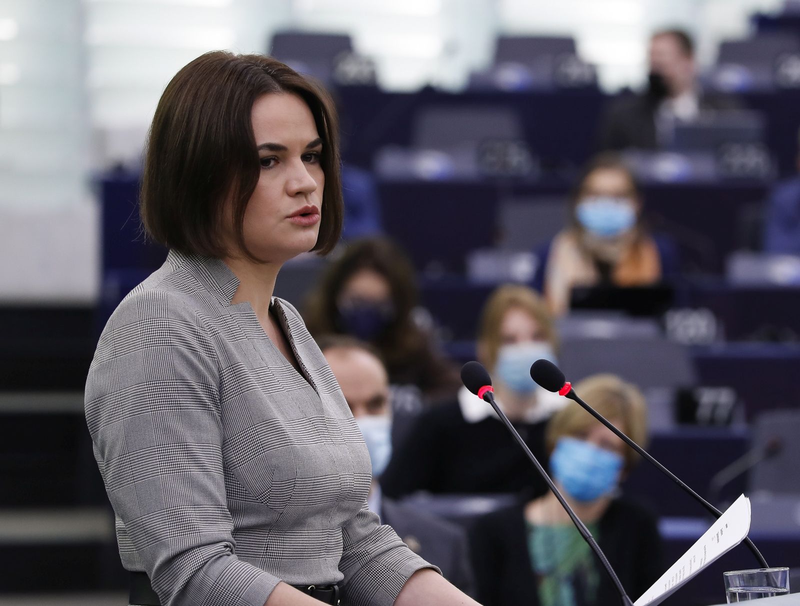 epa09600389 Belarusian opposition leader Svetlana Tikhanovskaya delivers a speech at the European Parliament in Strasbourg, France, 24 November 2021.  EPA/JULIEN WARNAND / POOL