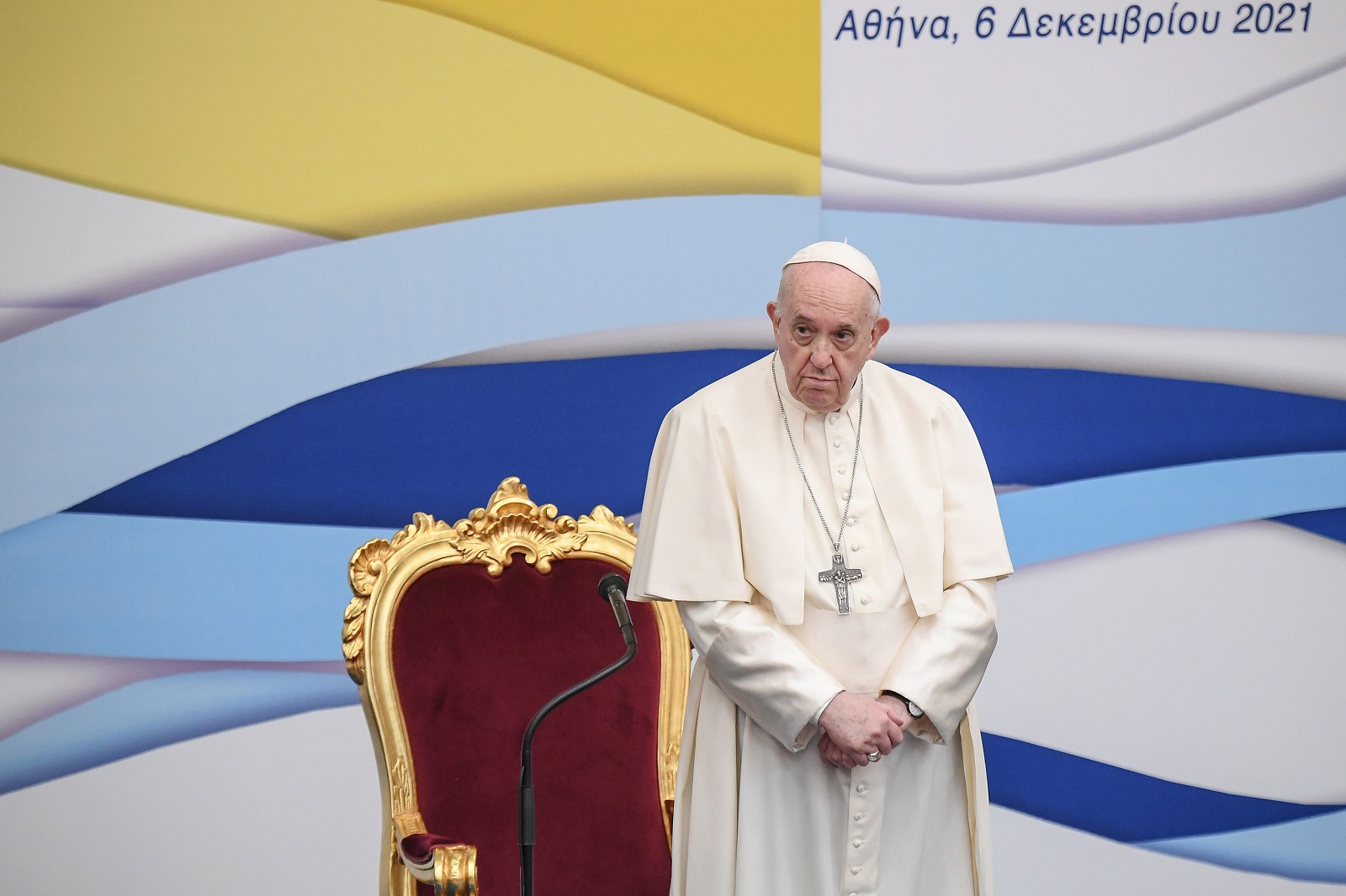 epa09625201 Pope Francis attends a meeting with young people at the Saint Dionysius School of the Ursuline Sisters in Maroussi, Athens, Greece, 06 December 2021. The pontiff visits Greece, where he will stay until 06 December.  EPA/ALESSANDRO DI MEO