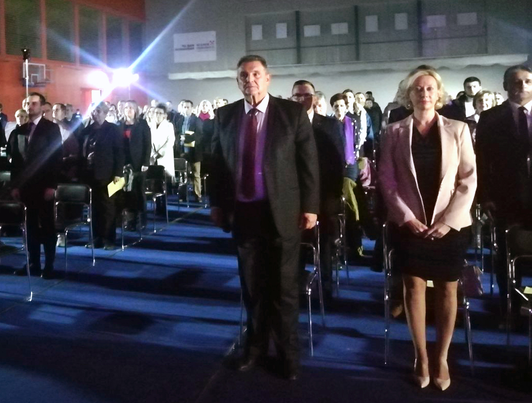 Varadin, 17.12.2021.- Radimir Èaèiæ ostaje na èelu Narodne stranke - Reformisti i u narednom mandatu, a s 4. Sabora stranke odranog u petak u Varadinu poruèio je da æe Reformisti u sljedeæe èetiri godine pokuati graditi tjenju suradnju sa strankama graðanskog centra. 
foto HINA/ Sinia KALAJDIJA/ ua