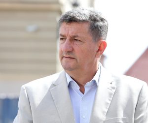 01.09.2021., Zagreb - Na konferenciji za medije Hrvatskih suverenista odrzanoj na Trgu svetog Marka objavljeno je da se Hrvatska stranka prava prikljucuju referendumskoj inicijativi Zastitimo hrvatsku kunu. Zeljko Sacic Photo: Patrik Macek/PIXSELL
