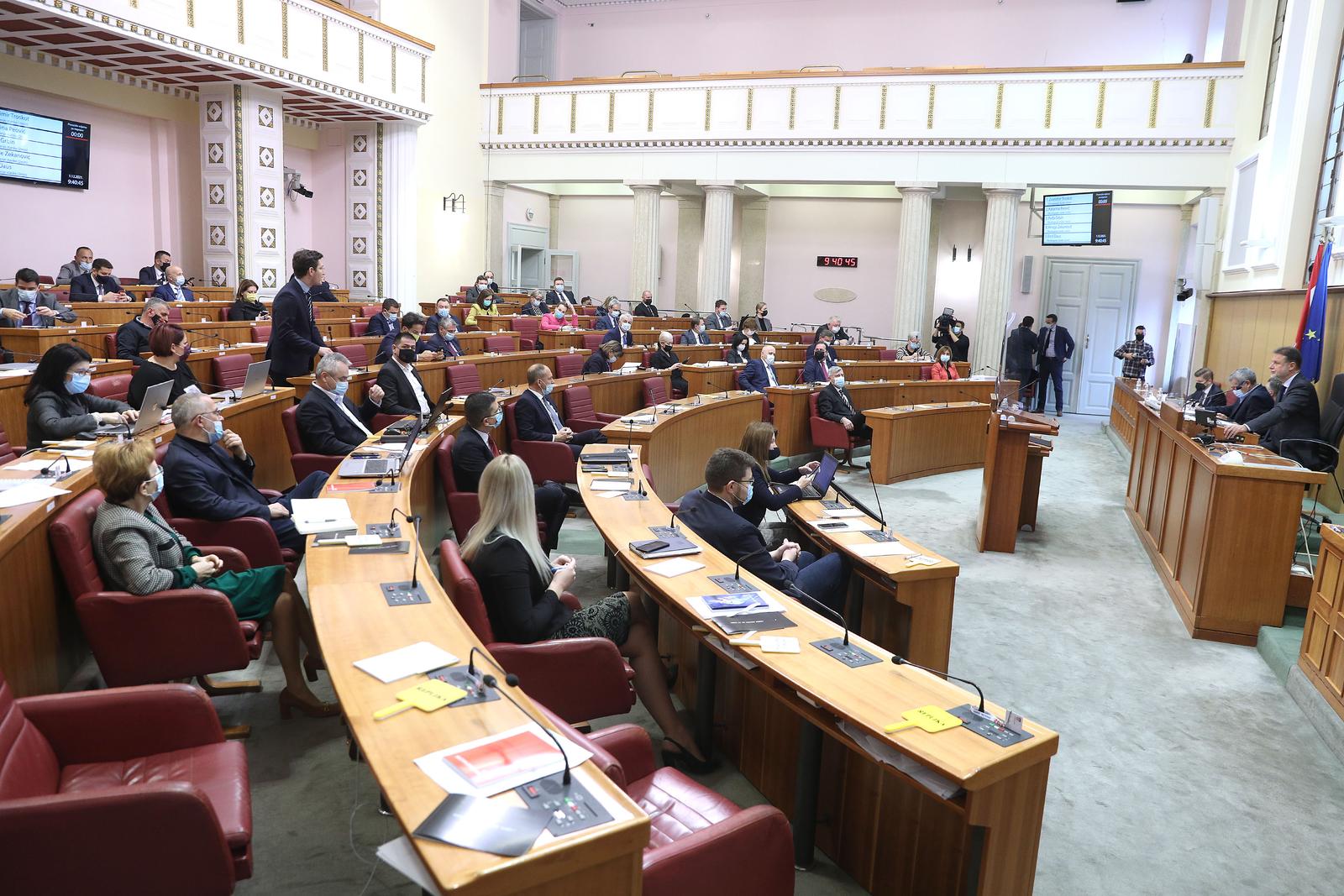 01.12.2021., Zagreb - Sabor 9. sjednicu nastavlja raspravom o prijedlogu Drzavnog proracuna Republike Hrvatske za 2022. godinu i projekcija za 2023. i 2024. godinu.