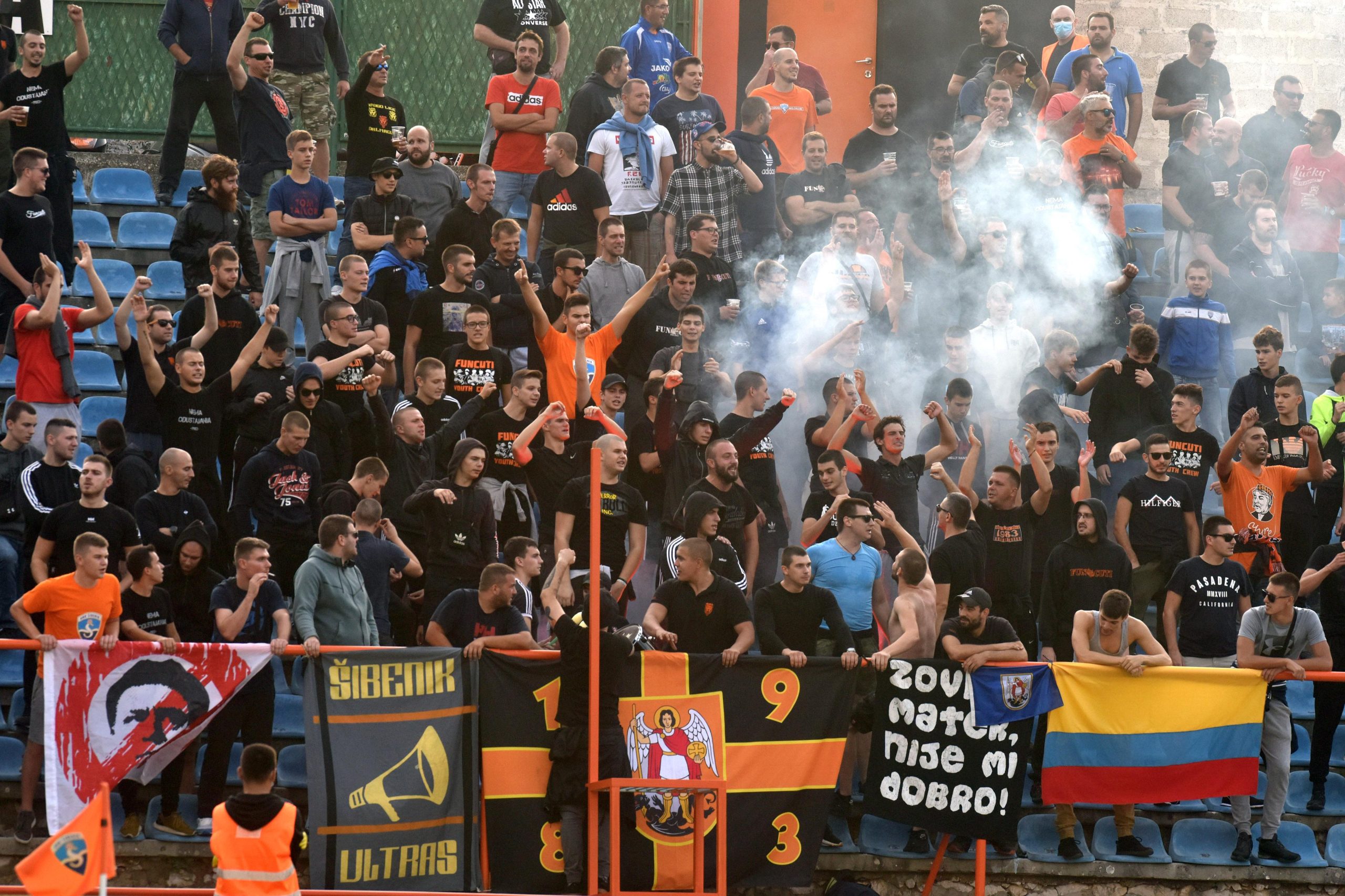 03.10.2020., stadion Subicevac, Sibenik - Hrvatski Telekom Prva liga, 07. kolo, HNK Sibenik - NK Osijek. Navijaci Sibenika, Funcuti Photo: Hrvoje Jelavic/PIXSELL