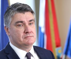03.12.2021., Zagreb - Predsjednik republike Zoran Milanovici i gradonacelnik Zagreba Tomislav Tomasevic nazocili su u Staroj gradskoj vijecnici proslavi obljetnice SUVAG-a . Predsjednik Milanovic odrzao je nakon svecanosti konferenciju za medije.
Patrik Macek/PIXSELL