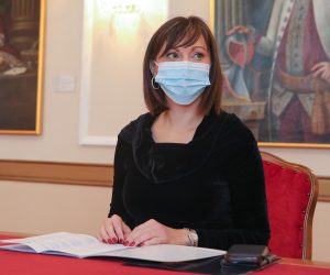 04.12.2021., Osijek - Svecano potpisivanje ugovora o sufinanciranju projekta Adaptacija podrumskih prostora za nastavne potrebe Medicinskog fakulteta u Osijeku, koje su potpisali ministrica regionalnog razvoja i fondova Europske unije Natasa Tramisak i dekan Medicinskog fakulteta u Osijeku prof. dr. sc. Ivica Mihaljevic.