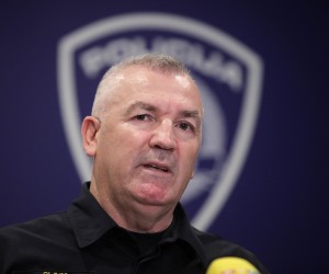 8.10.2021., Zagreb - Glavni ravnatelj policije Nikola Milina dao je izjavu za medije u Ravnateljstvu policije na temu objavljene snimke postupanja prema migrantima te o dosadasnjim nalazima Strucnog tima. 
 Photo: Goran Stanzl/PIXSELL