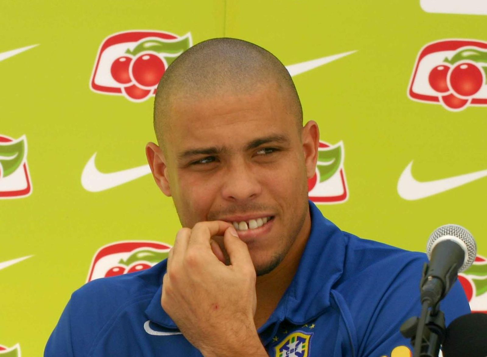 16.08.2005., Split - U hotelu Park odrzana je konferencija za medije uoci prijateljskog susreta Hrvatske i Brazila. Ronaldo."nPhoto: Miranda Cikotic/PIXSELL