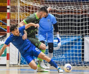 10.11.2021., Zagreb - Hrvatska malonogometna liga, 5. kolo, Futsal Dinamo - Olmissum. Mihovil Prgomet, ntonio Sekulic Photo: Josip Regovic/PIXSELL