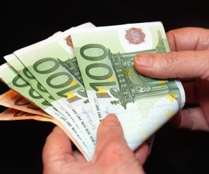 12.02.2016., Sibenik - Euro, jedinstvena europska valuta koja je u uporabi 1. sijecnja 1999. 
Photo: Dusko Jaramaz/PIXSELL