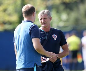12.08.2018., Zagreb - 16. Internacionalni nogometni turnir "Mladen Ramljak" 2018. Turnir za mljadje uzraste odrzava se na terenu "Hitrec Kacijan". Utakmica Hrvatska U19 – Eintracht Frankfurt (3. mjesto). Trener Hrvatske Robert Jarni. 
Photo: Luka Stanzl/PIXSELL