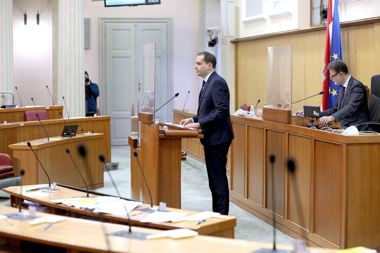 13.12.2021., Zagreb - Sabor 9. sjednicu nastavlja raspravom o Konacnom prijedlogu zakona o sprjecavanju sukoba interesa. Zakon u Saboru brani ministar Ivan Malenica.
Photo: Patrik Macek/PIXSELL