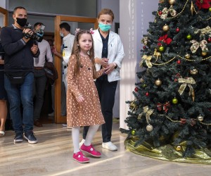 17.12.2021.., Zagreb - U klinici za djecje bolesti Zagreb odrzana je konferencija za medije povodom velikog uspjeha hrvatske medicine - oporavka i izlaska iz bolnice djevojcice Andjele koja je nesretno stradala u padu s traktora.   Photo: Josip Regovic/PIXSELL